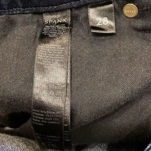Spanx Medium Blue Wash Size 28 Women 5 Pocket Stretch Denim Straight Leg Jeans - Picture 9 of 12